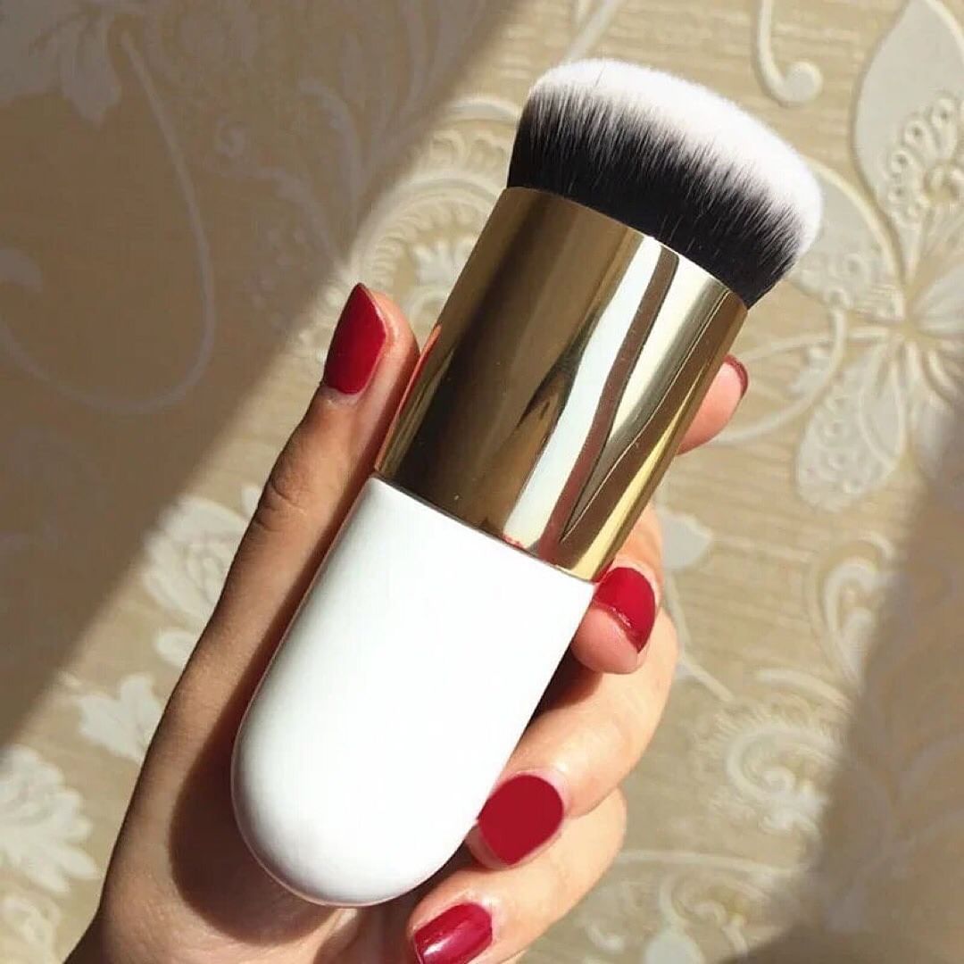 Chubby Pier Foundation Brush Flat Cream Professional Cosmetic Brush